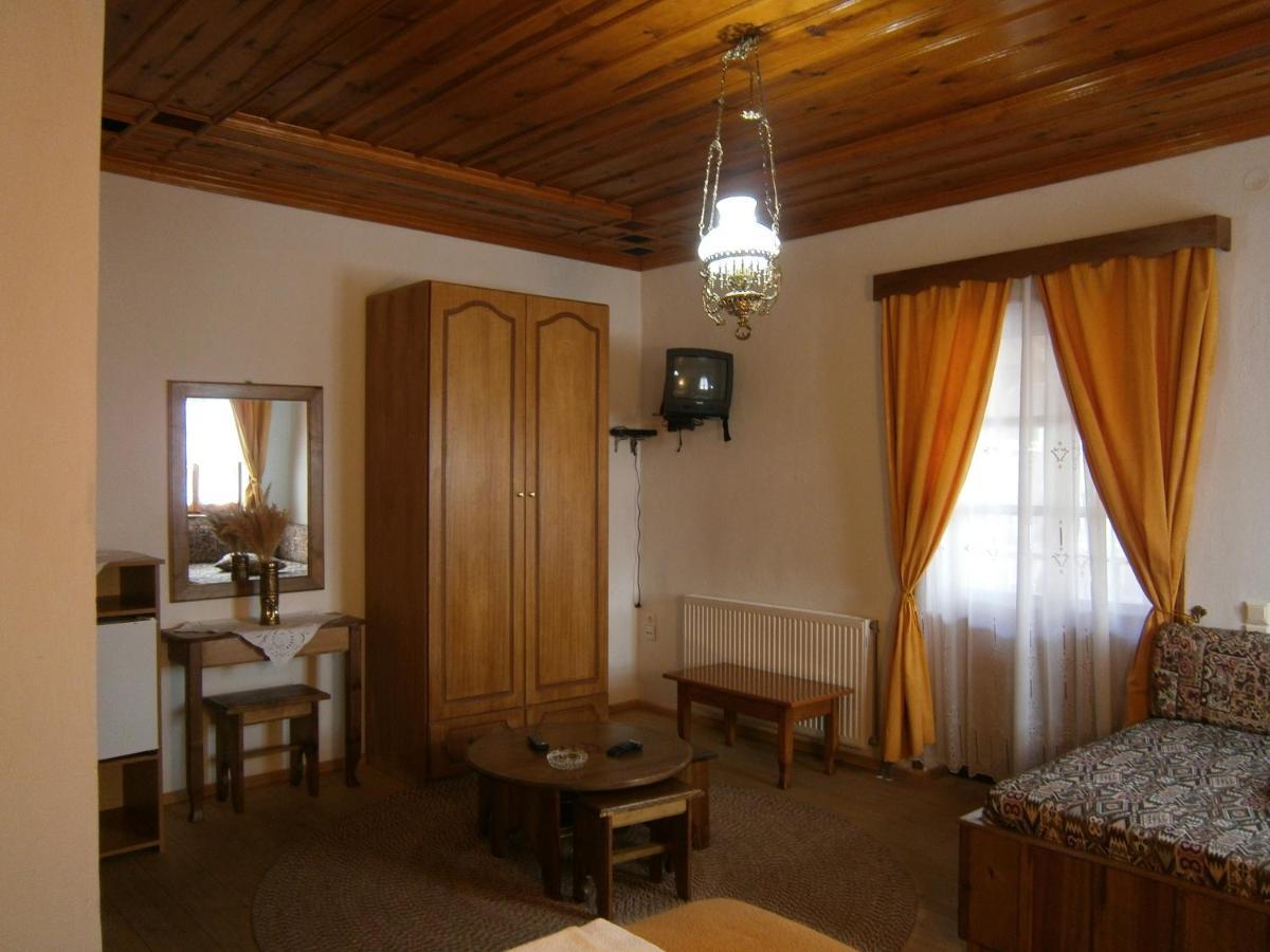 Filira Hotel Вица Екстериор снимка